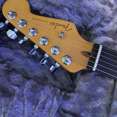 Fender American Ultra HSS Stratocaster - Texas Tea with Ebony Fretboard image 2