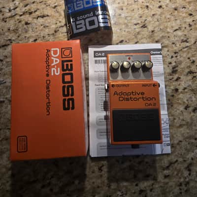 Boss DA-2 Adaptive Distortion | Reverb Canada
