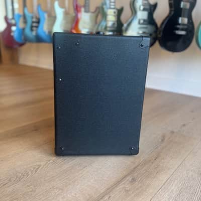 Fender Rumble Studio 40-Watt 1x10" Bass Combo 2018 - Present - Black image 3