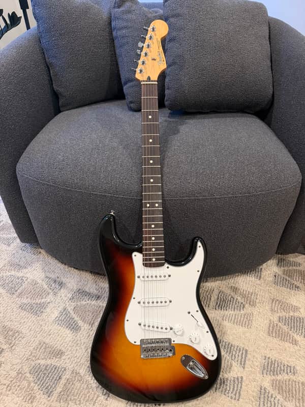 Fender MIM Standard Stratocaster 2007 - Brown Sunburst