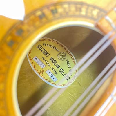 Vintage 1966 Suzuki Japan Neapolitan Bowl Back Model 223 Mandolin and Box image 3