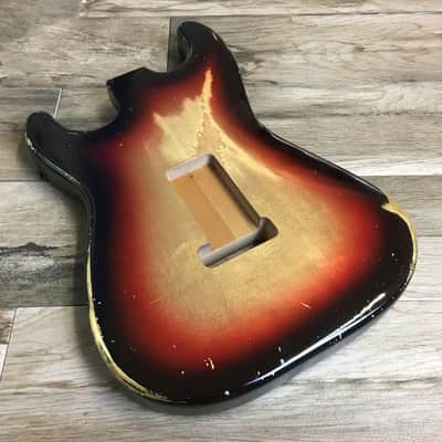 Made to Order - FRANCHIN Mercury guitar body Relic Aged Nitro Lacquer OVER METALLIC LEAF (Sunburst/ Black/ White/ Blue/ Green/ Yellow/ Red/ Pink/ Burgundy/ Purple/ Gold/ Silver/ Copper, etc.) Basswood Poplar Stratocaster-Strat-S-Style Made in Italy image 8