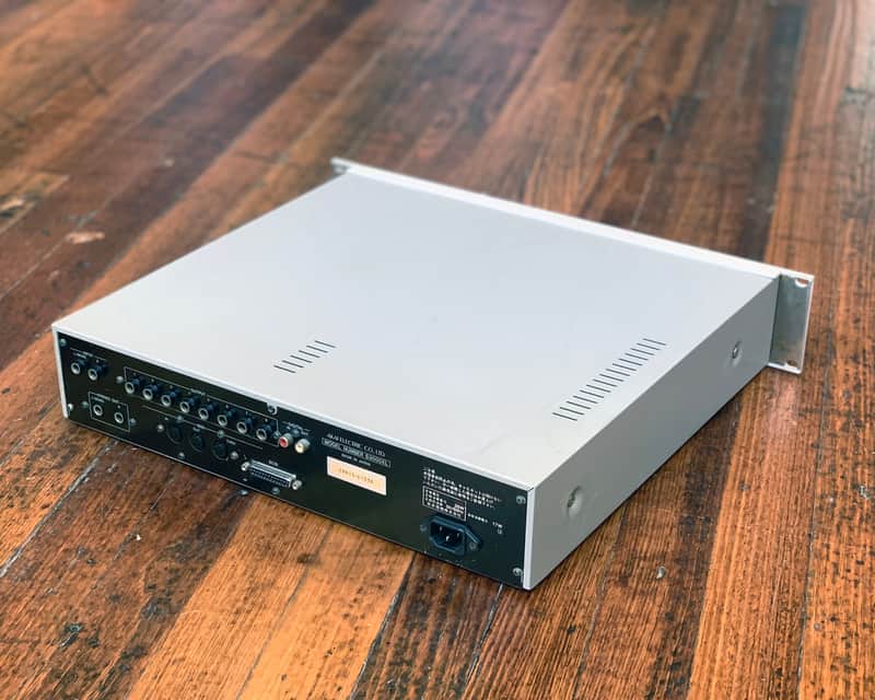Akai S3000XL | Reverb Canada