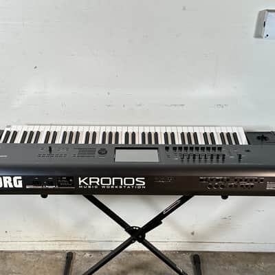 Korg Kronos 73-Key Music Workstation Keyboard w/ SKB Travel Case image 14