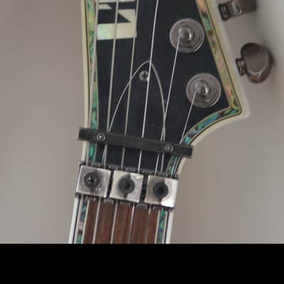 ESP LTD-M 1000 Deluxe 2008 - Snow White with Full Abalone Binding image 6
