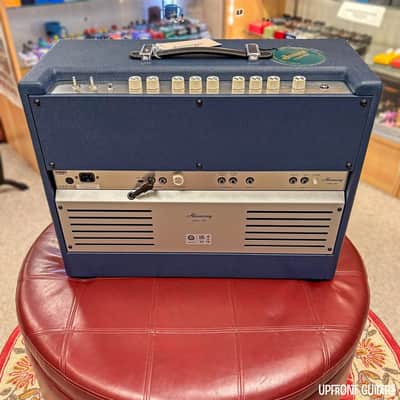 Harmony H620 20w Navy/White Tube Combo Guitar Amp image 3