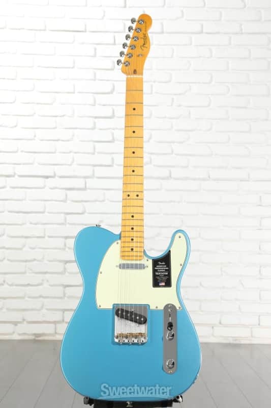 Fender American Professional Classic Telecaster Electric Guitar - Faded Lake Placid Blue (TeleAPCMLPBd1)