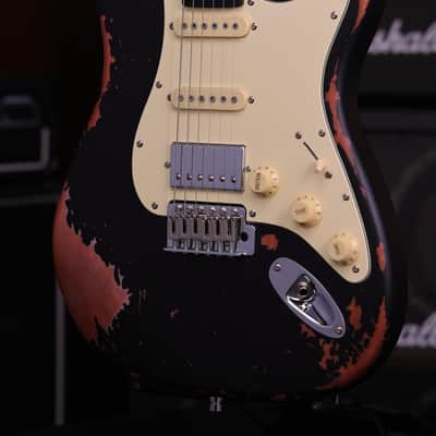 Dhatarattha HSS Strat-Style – Black Nitro Relic image 4
