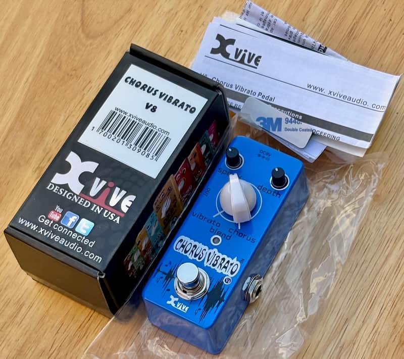 X VIVE V8 CHORUS VIBRATO Micro Effect Pedal Analog True Bypass FREE SHIPPING image 1
