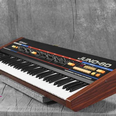 Roland JUNO-60 Analog synthesizer in Very Good Condition image 3