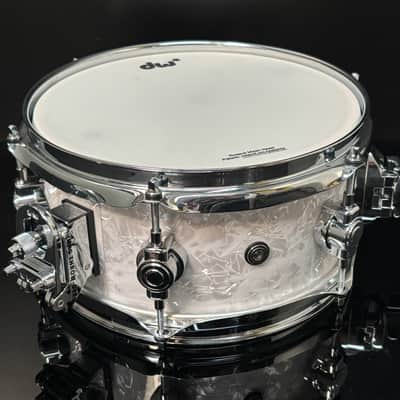 Unplayed DW DWe 10x5 Side Snare Bundle + Clamp WMP image 2