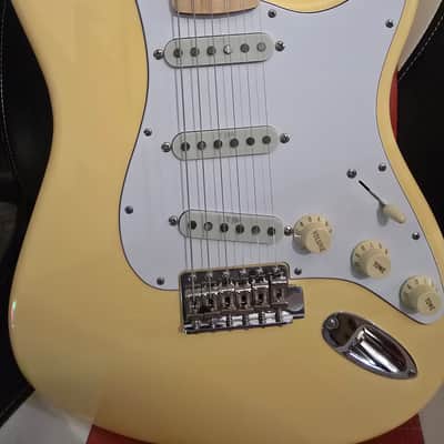 Fender Artist Series Yngwie Malmsteen Signature Stratocaster 2007 - Present image 2
