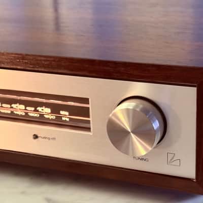 🎶✨ Luxman T-400 AM/FM Stereo Tuner — Original Factory Box, U.S. 120V, Wood Cabinet, Cleaned & Tested image 9