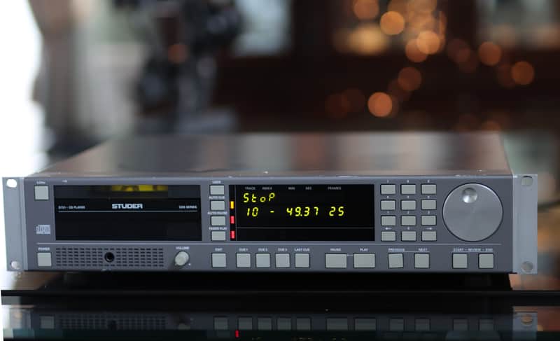 Studer D731 CD Player with famous Philips TDA1547 DAC7 image 1