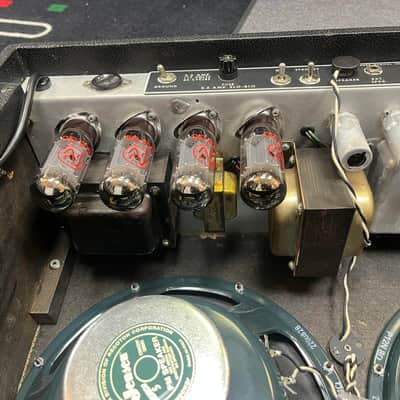 1966 Fender Twin Reverb 2-Channel 85-Watt 2x12" Guitar Combo Amp w/Flight Case image 7