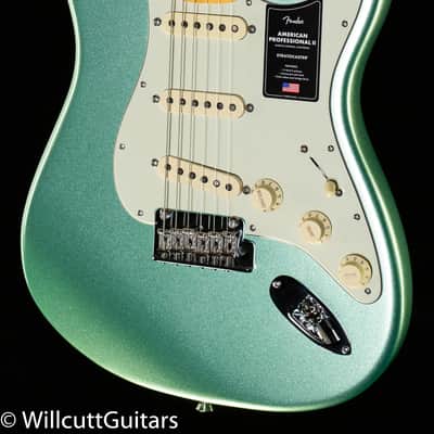 Fender American Professional II Stratocaster Mystic Surf Green Maple Fingerboard (872) image 1