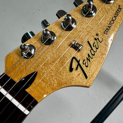 ‘13 Fender FSR Standard Stratocaster® HSS Swirl image 17