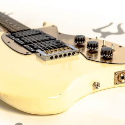 Daion Barbarian White Electric Guitar w/ Original Daion Branded Hardshell Case image 15