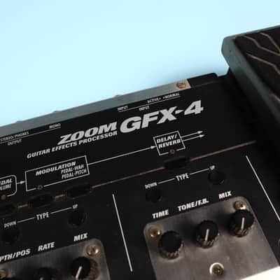 Zoom GFX-4 Multi Effects Guitar Processor Pedal image 2