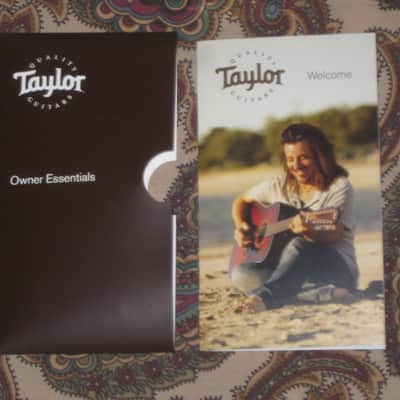 new open box very near A+ genuine Taylor Grand Auditorium Deluxe Brown Hardshell Case (5201-55) textured dark brown vinyl over 3-ply wooden structure, Foam padding covered w/ red plush crushed velvet lining, brass plated latches, padded handle image 9