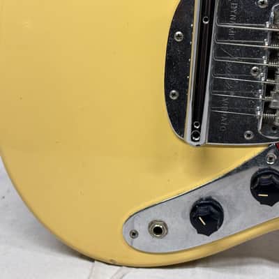 Fender Mustang Guitar with Case - MIJ Made In Japan 1993 - 1994 image 5