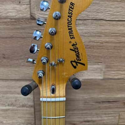 Fender Vintage Stratocaster Guitar -Maple Fretboard 1976- Sunburst- 10lbs w/non original pups + case image 8