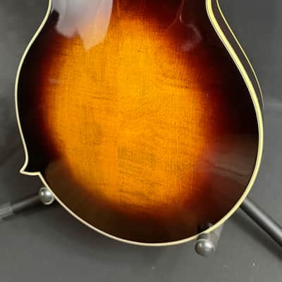 Kentucky KM-630 F-Style Mandolin Vintage Sunburst Finish w/ Case image 16