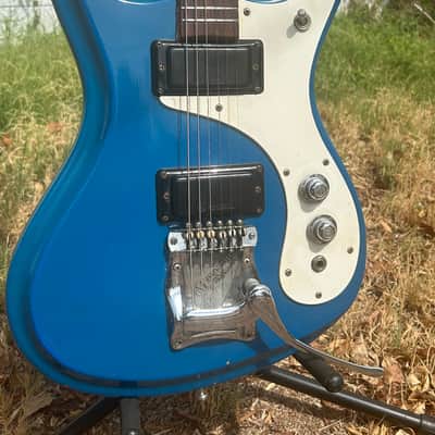 1965 Mosrite Ventures II image 3