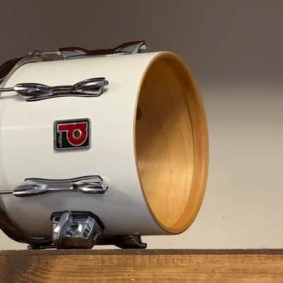 Premier 10" Projector White Lacquer 9x10 Rack Tom image 12
