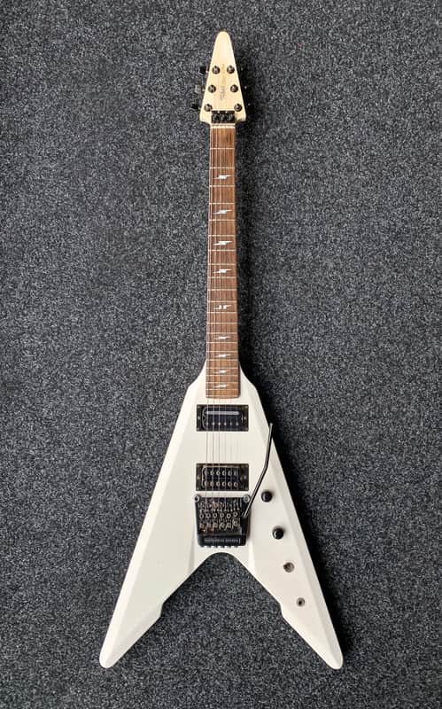 Tokai Japan Super Edition Flying V 1982 White | Reverb