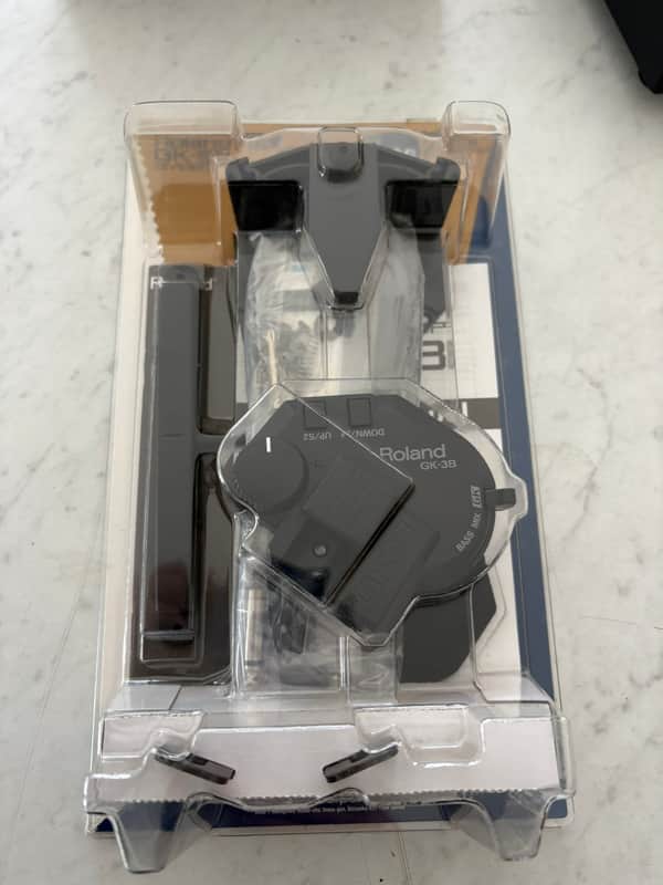Roland GK-3B Divided Bass Pickup 2004 - Present - Black image 1
