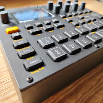 Elektron Digitakt II 2024 - Present - Black image 2