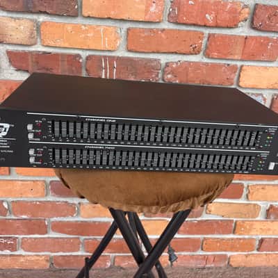 Peavey Q231 Stereo Graphic Equalizer EQ - Black image 1