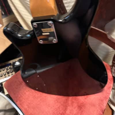 Series 10 4 string bass guitar - Black image 9