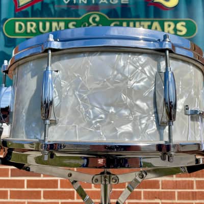 1970s Gretsch 4103 Renown 5.5x14 Snare Drum Stop Sign Badge White Marine Pearl image 5