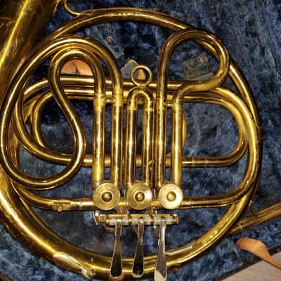 Continental Colonial Single French Horn, with case, Good playing condition, USA image 6