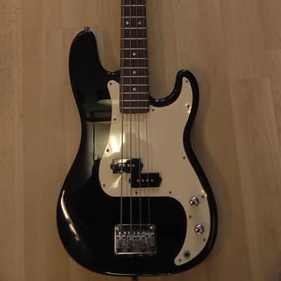 Legend Precision Bass image 1