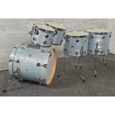 Used DW Collectors VLT 333 Maple 7pc Drum Set Pale Blue Oyster - Very Good image 8