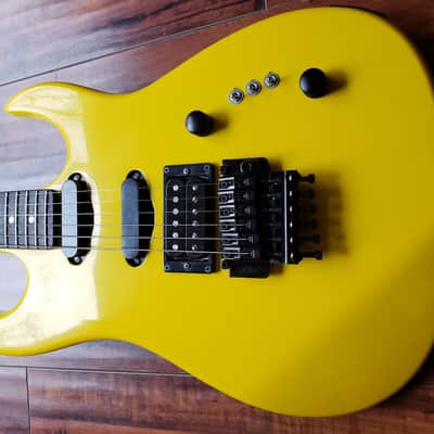 BC Rich ST III  1988 Neon Yellow image 2