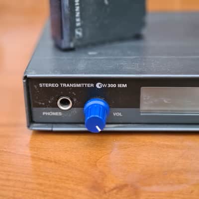 Sennheiser Stereo Transmitter SR 300+Sennheiser EK 300 Receiver in Ear monitoring image 2