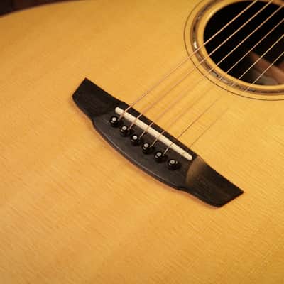 (Pre-owned) Goodall Jumbo Concert Sitka spruce with Rosewood image 3