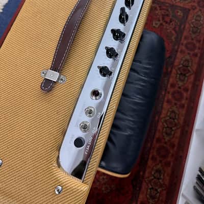 Fender '57 Twin-Amp Reissue 40-Watt 2x12" Guitar Combo 2004 - 2011 - Lacquered Tweed image 5