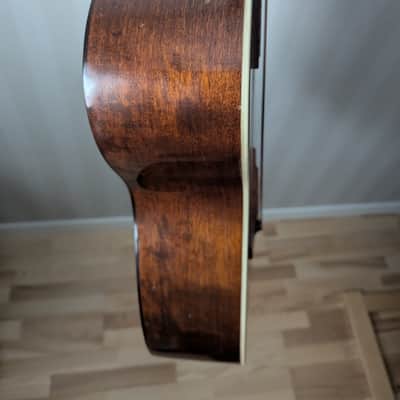 Levin Model 52 1946 - Sunburst image 4