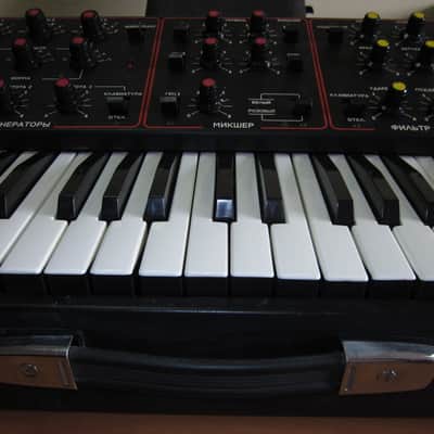 Estradin Altair - 231 soviet analog synthesizer 1986 black image 9