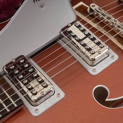 Gretsch G6118T Players Edition Anniversary Hollowbody Electric Guitar, Rosewood Fingerboard, Two-Tone Copper Metallic/Sahara Metallic image 6