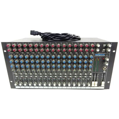【中古/外観良好】MACKIE ラインミキサー LM-3204 オマケ付き Mackie LM-3204 16-Channel Compact Line Mixer | Reverb