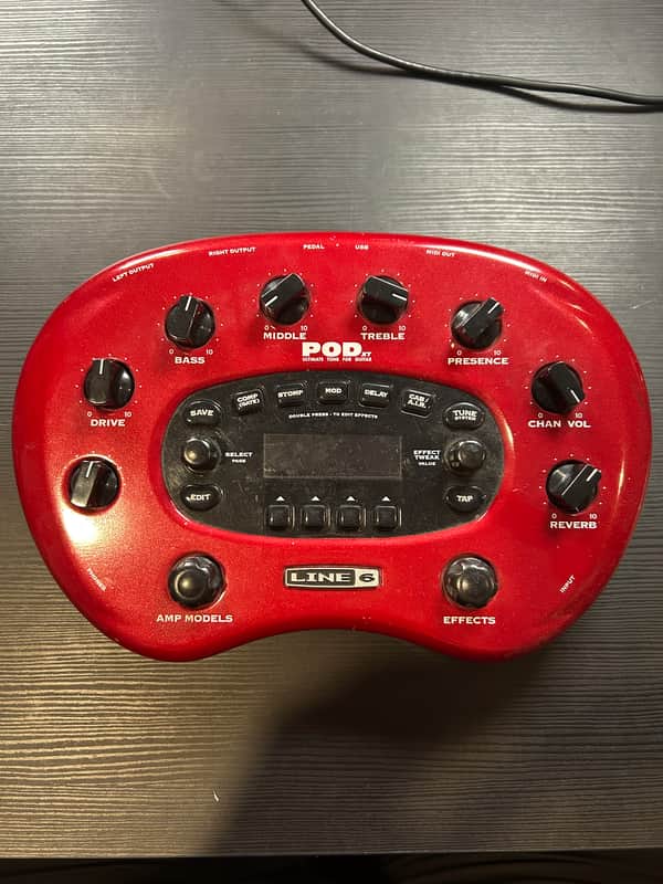 Line 6 POD xt Multi-Effect and Amp Modeler 2002 - 2006 - Red image 1
