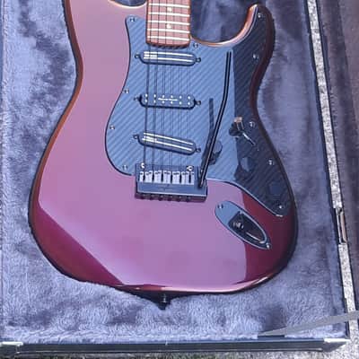 Custom Strat 2025 - Red/green chameleon image 1