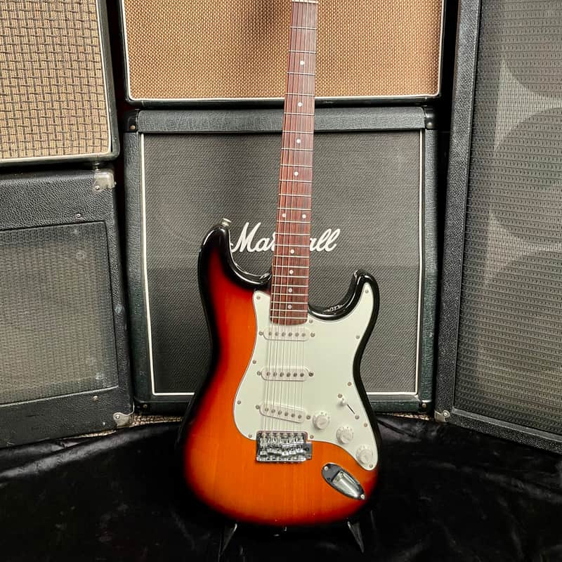 2000 Squier Stratocaster Sunburst