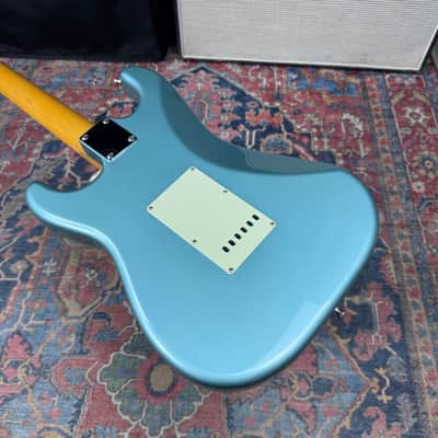 Fender Japan Exclusive Classic 60's Stratocaster Ocean Turquiose Metallic w/Tags - 2016 image 8